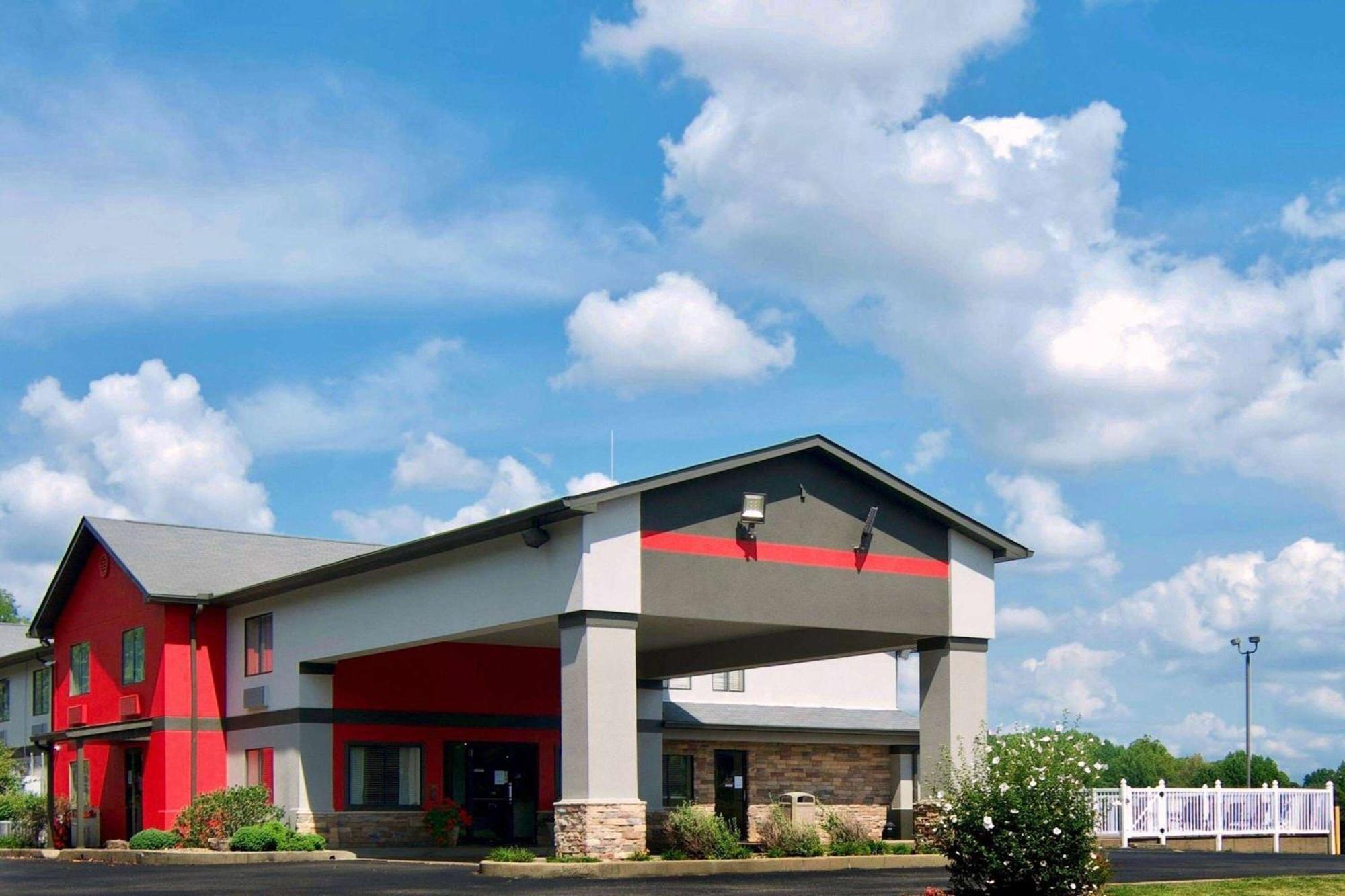 Hotel Ramada Worldwide Tell City Exterior foto